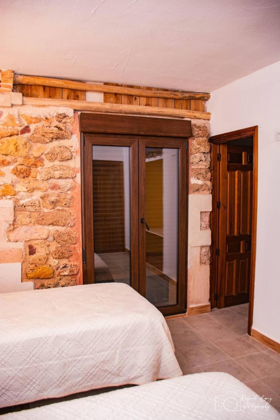 Casa Rural Torremontero Apartamentos Hornos Luaran gambar