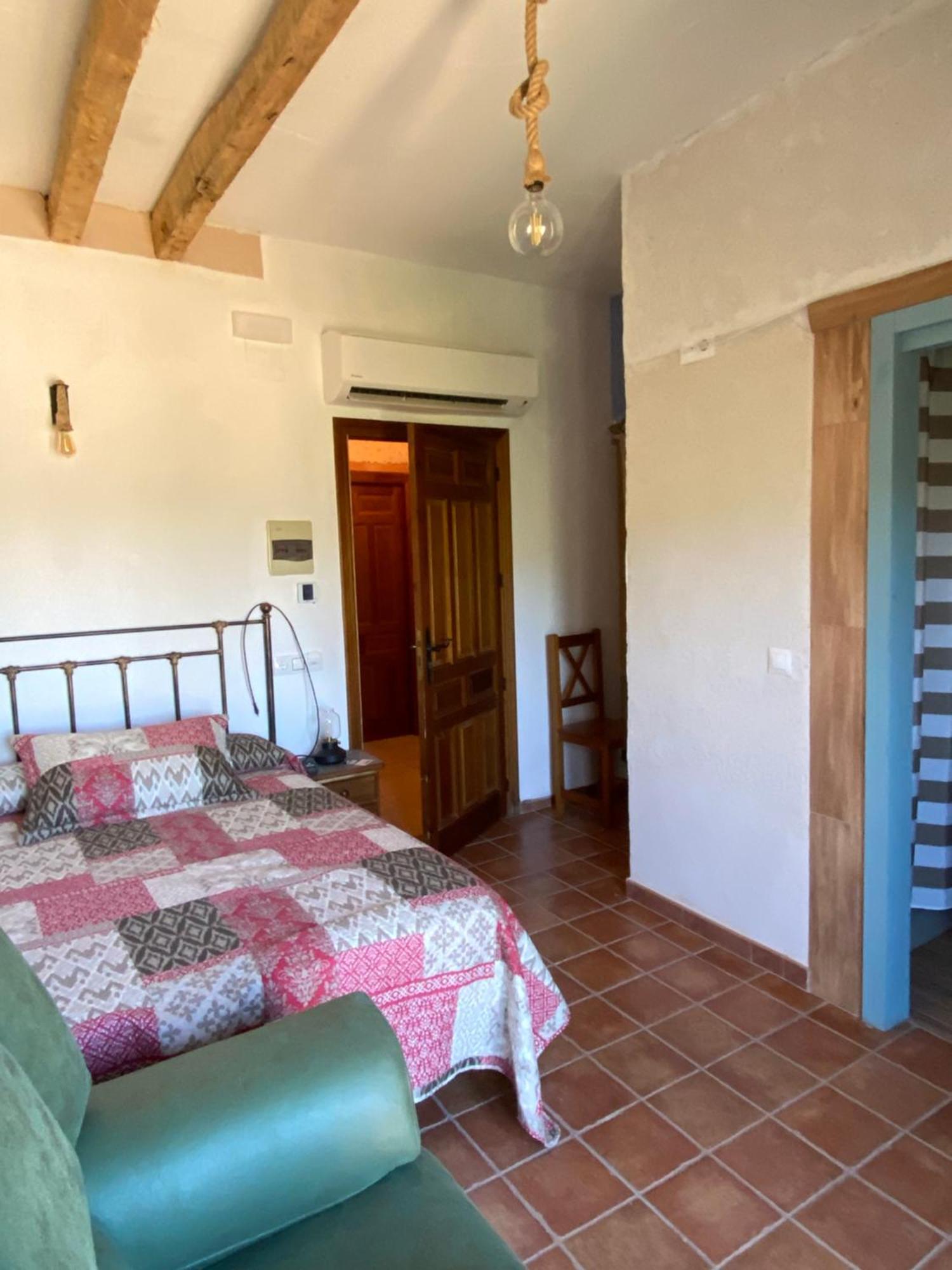 Casa Rural Torremontero Apartamentos Hornos Luaran gambar